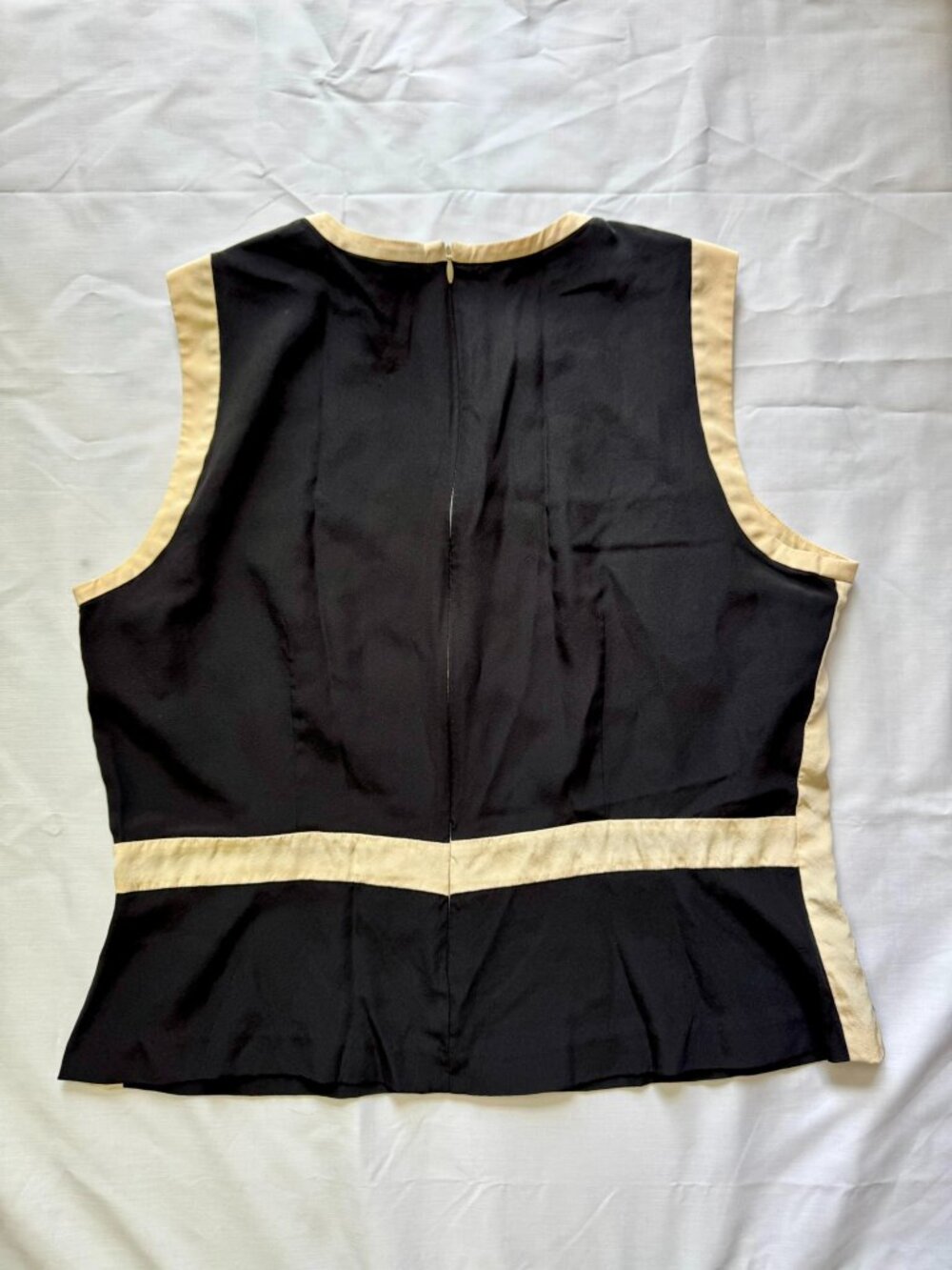 ICE 100% Silk Contrast Tank in Black Cream — Womens 14 - Picture 2 of 7